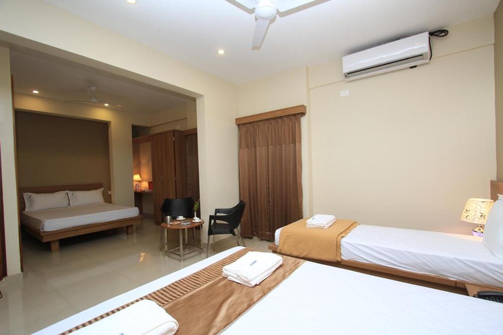 Samasth Rooms And Suits Mysore Exterior photo