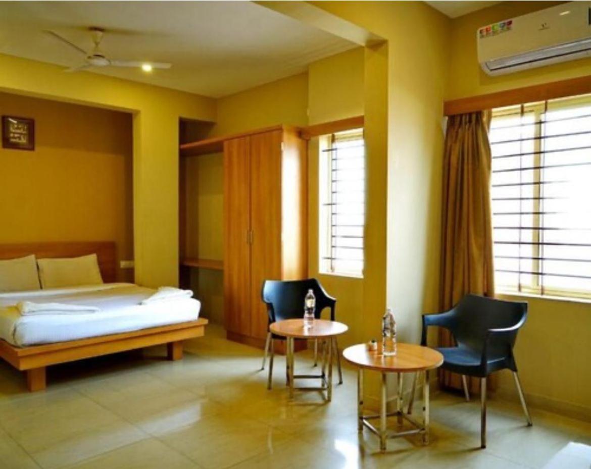 Samasth Rooms And Suits Mysore Exterior photo